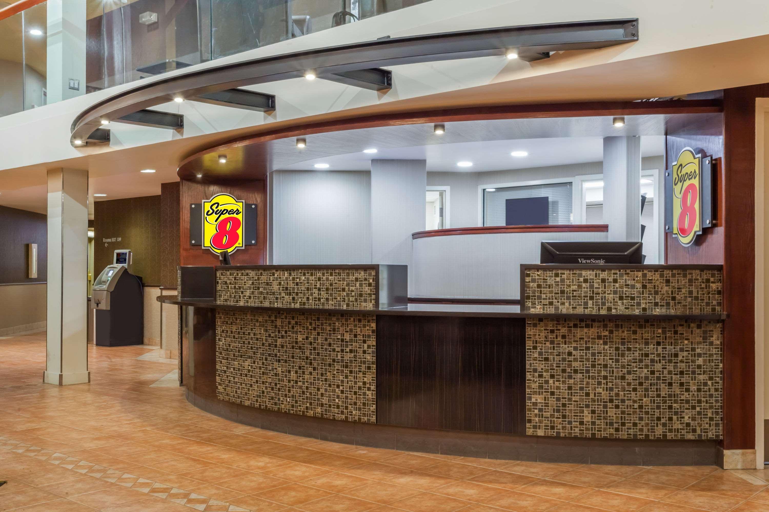 Super 8 By Wyndham Sherwood Park/Edmonton Area Eksteriør bilde