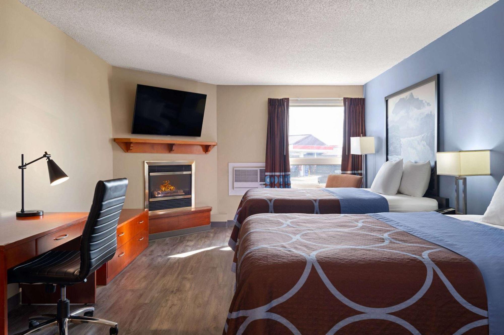 Super 8 By Wyndham Sherwood Park/Edmonton Area Eksteriør bilde