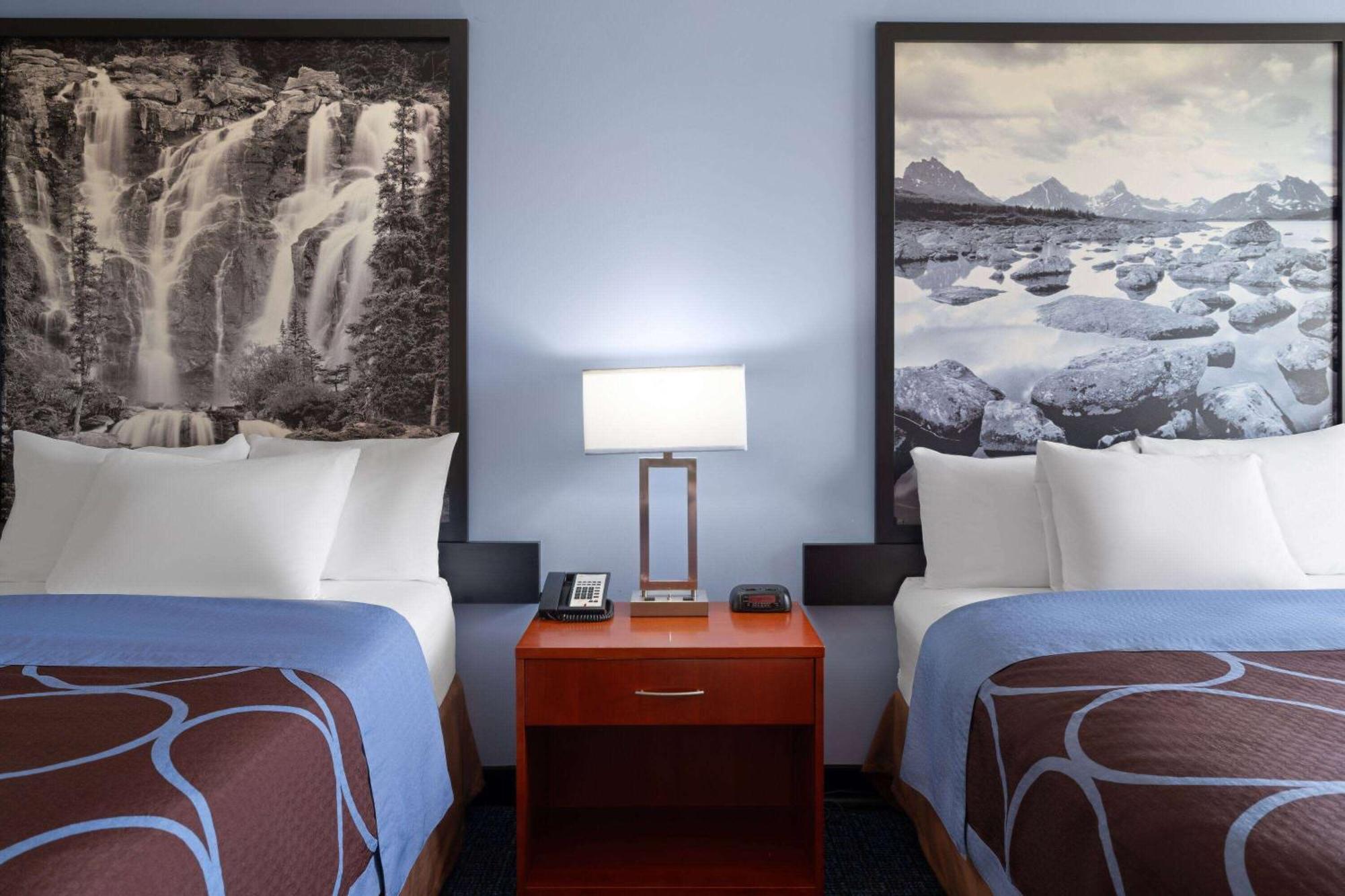 Super 8 By Wyndham Sherwood Park/Edmonton Area Eksteriør bilde