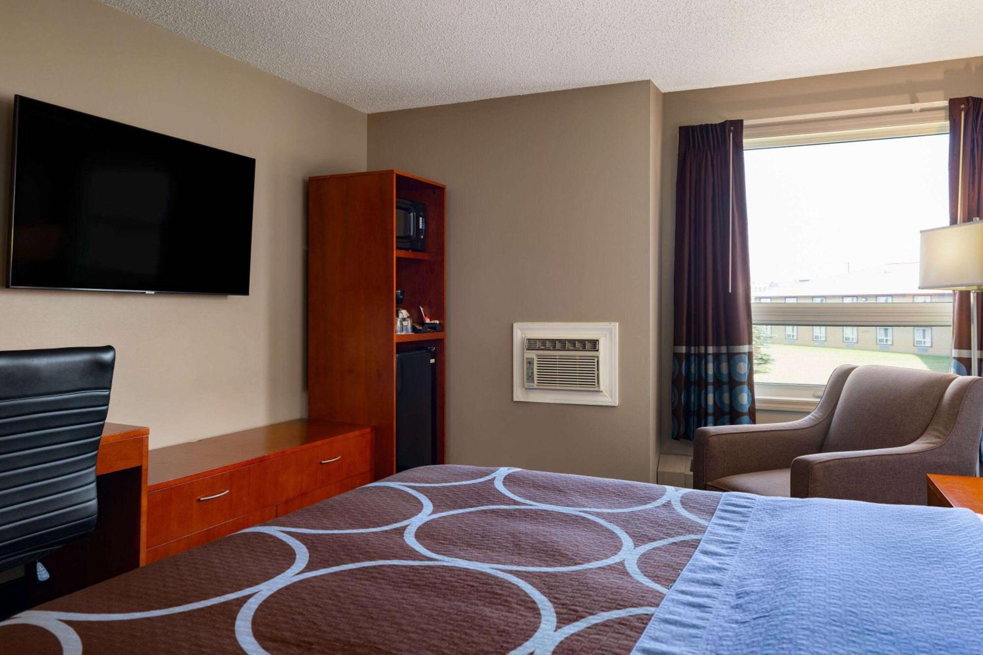 Super 8 By Wyndham Sherwood Park/Edmonton Area Eksteriør bilde